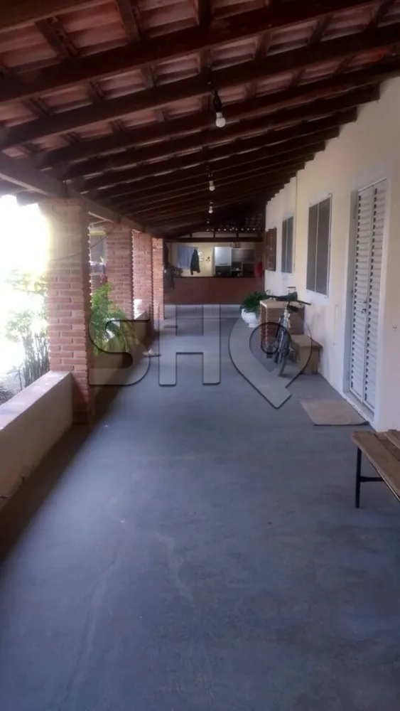 Chácara, 4 quartos, 2247 m² - Foto 2