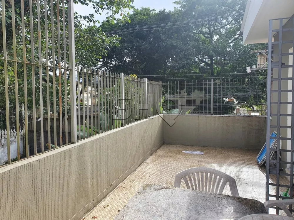 Sobrado à venda com 3 quartos, 250m² - Foto 4