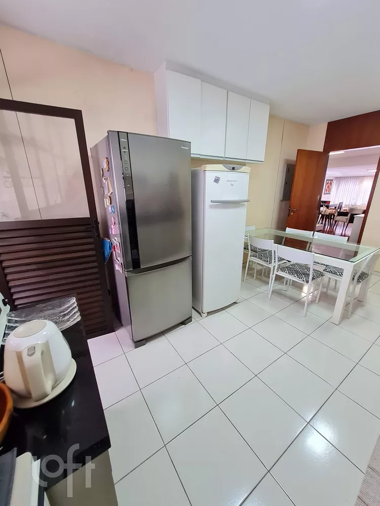 Apartamento à venda com 4 quartos, 185m² - Foto 14