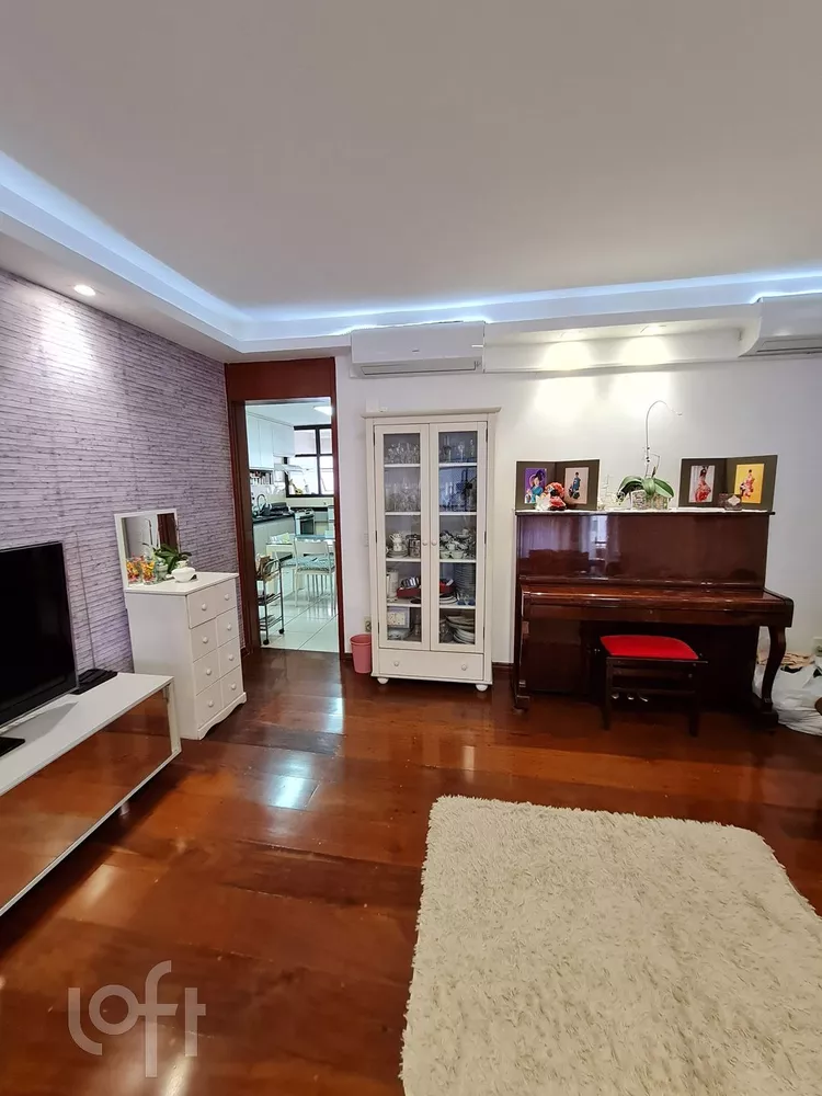 Apartamento à venda com 4 quartos, 185m² - Foto 2