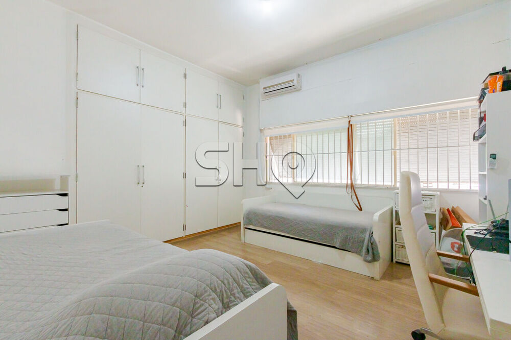 Apartamento, 3 quartos, 260 m² - Foto 3