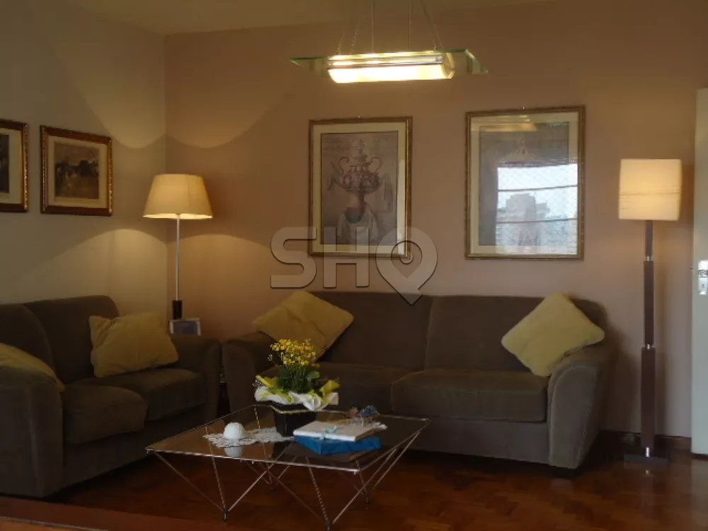 Apartamento à venda com 3 quartos, 157m² - Foto 3