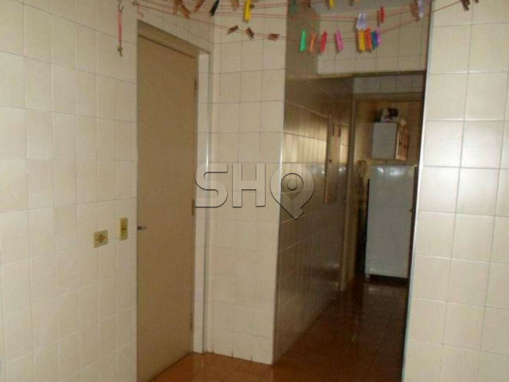 Apartamento à venda com 3 quartos, 140m² - Foto 12