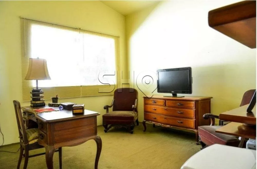 Sobrado, 5 quartos, 680 m² - Foto 1