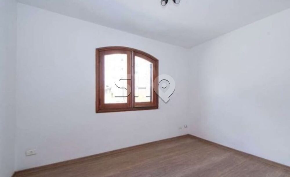 Sobrado à venda com 4 quartos, 300m² - Foto 7