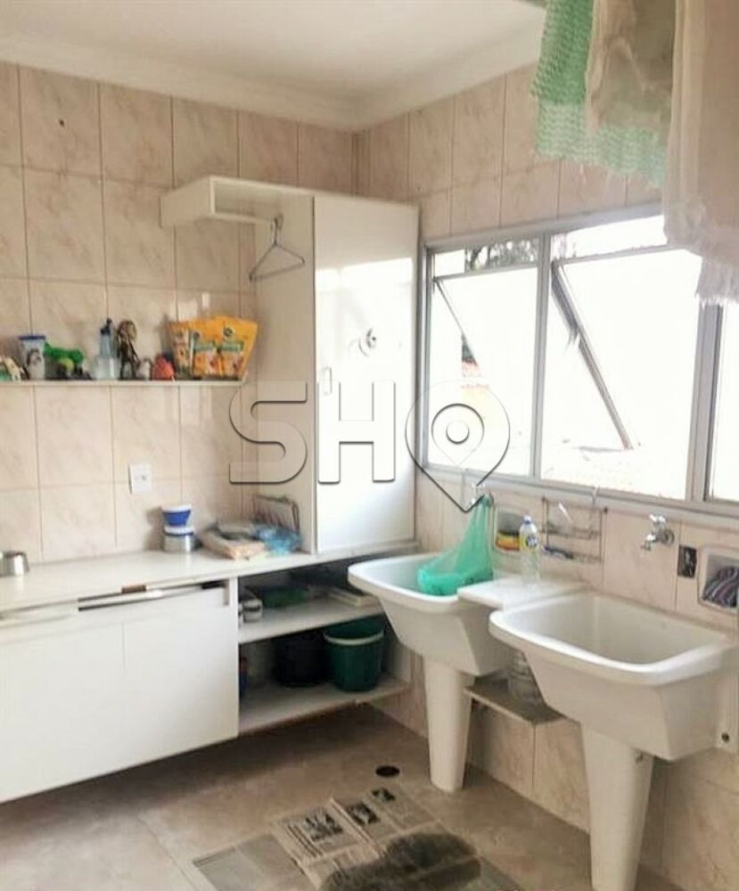 Apartamento à venda com 3 quartos, 200m² - Foto 13