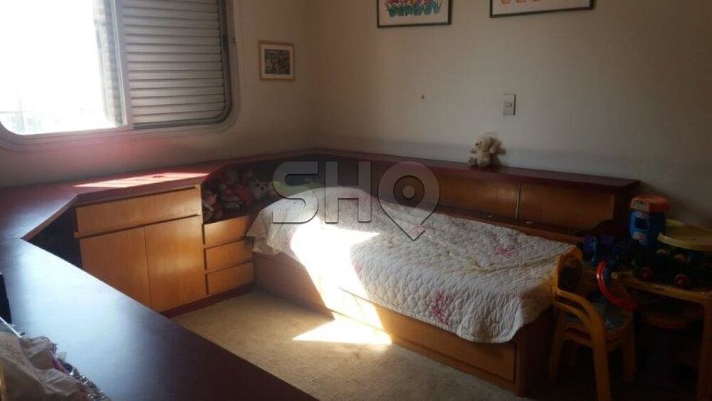 Apartamento à venda com 4 quartos, 320m² - Foto 15