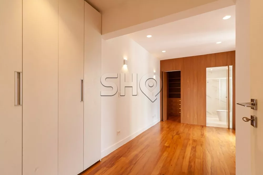 Apartamento à venda com 3 quartos, 185m² - Foto 19