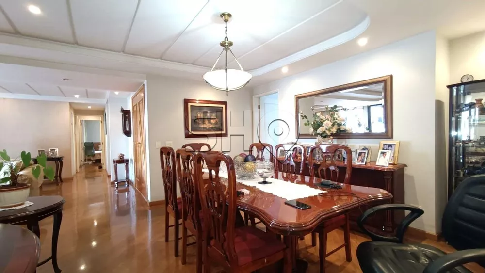 Apartamento, 4 quartos, 220 m² - Foto 4