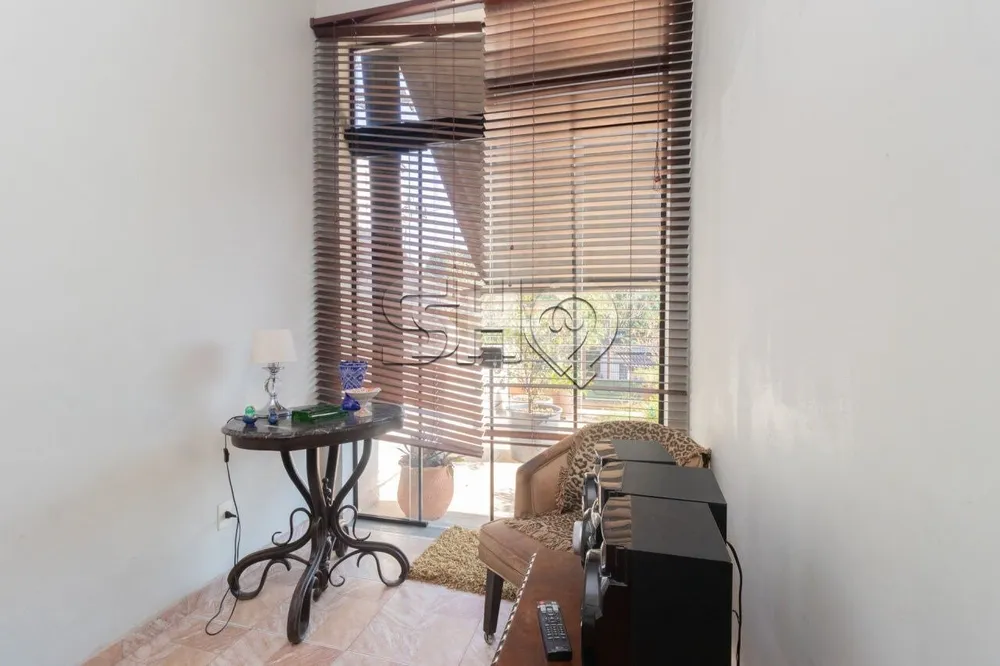 Sobrado, 3 quartos, 241 m² - Foto 4