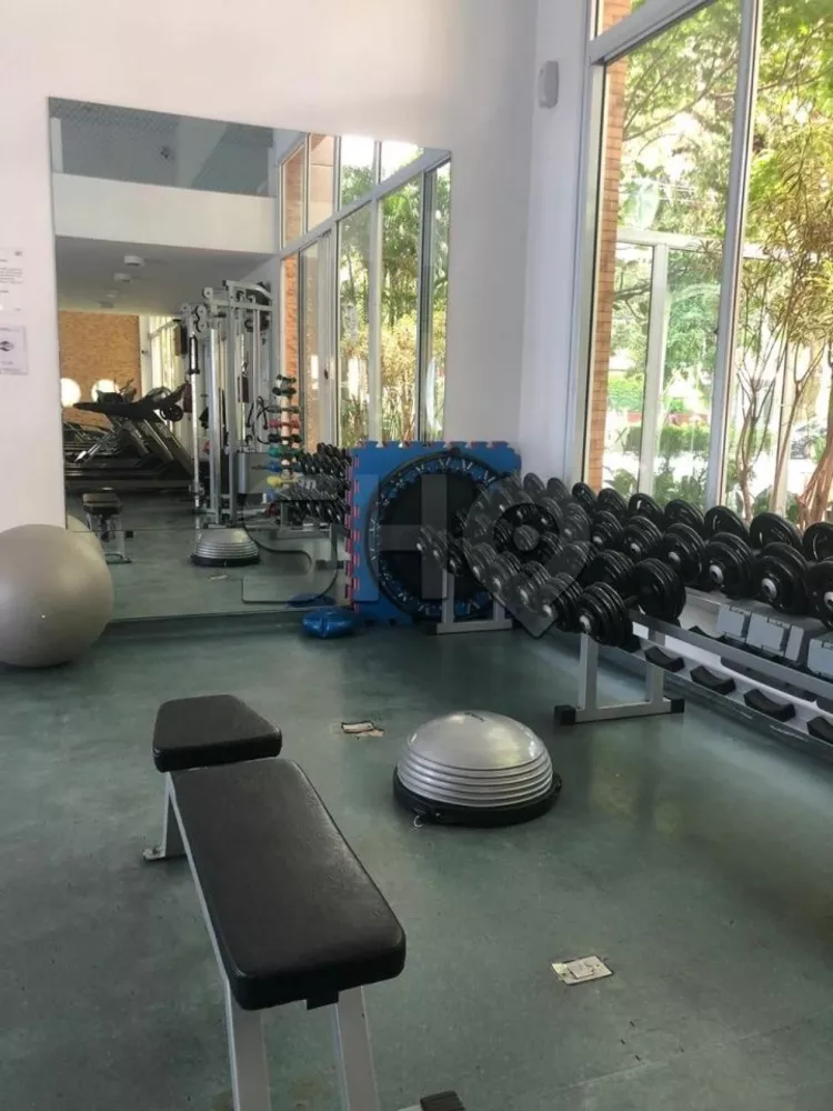 Apartamento, 3 quartos, 240 m² - Foto 4
