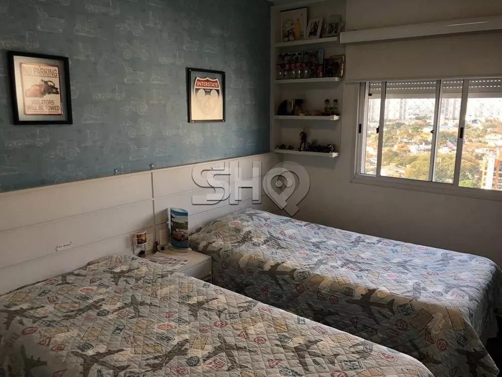 Apartamento, 3 quartos, 240 m² - Foto 1