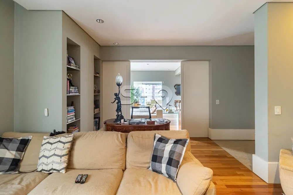 Apartamento, 4 quartos, 552 m² - Foto 1
