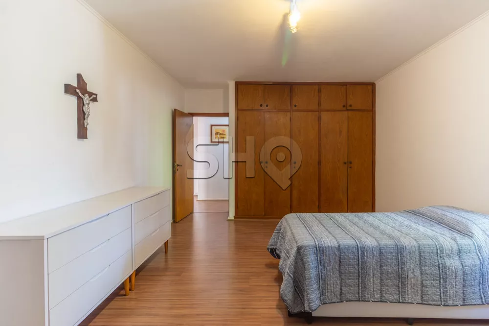 Casa à venda com 3 quartos, 210m² - Foto 12