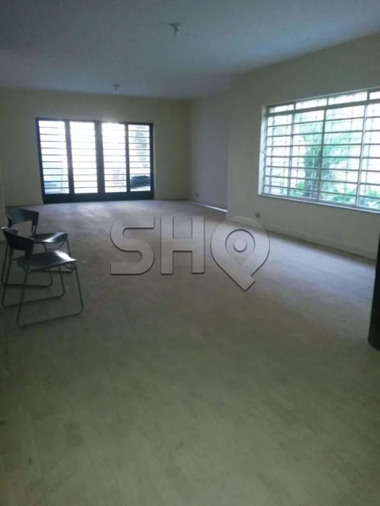 Casa Comercial para alugar com 3 quartos, 350m² - Foto 1