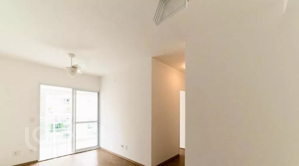 Apartamento à venda com 2 quartos, 58m² - Foto 3