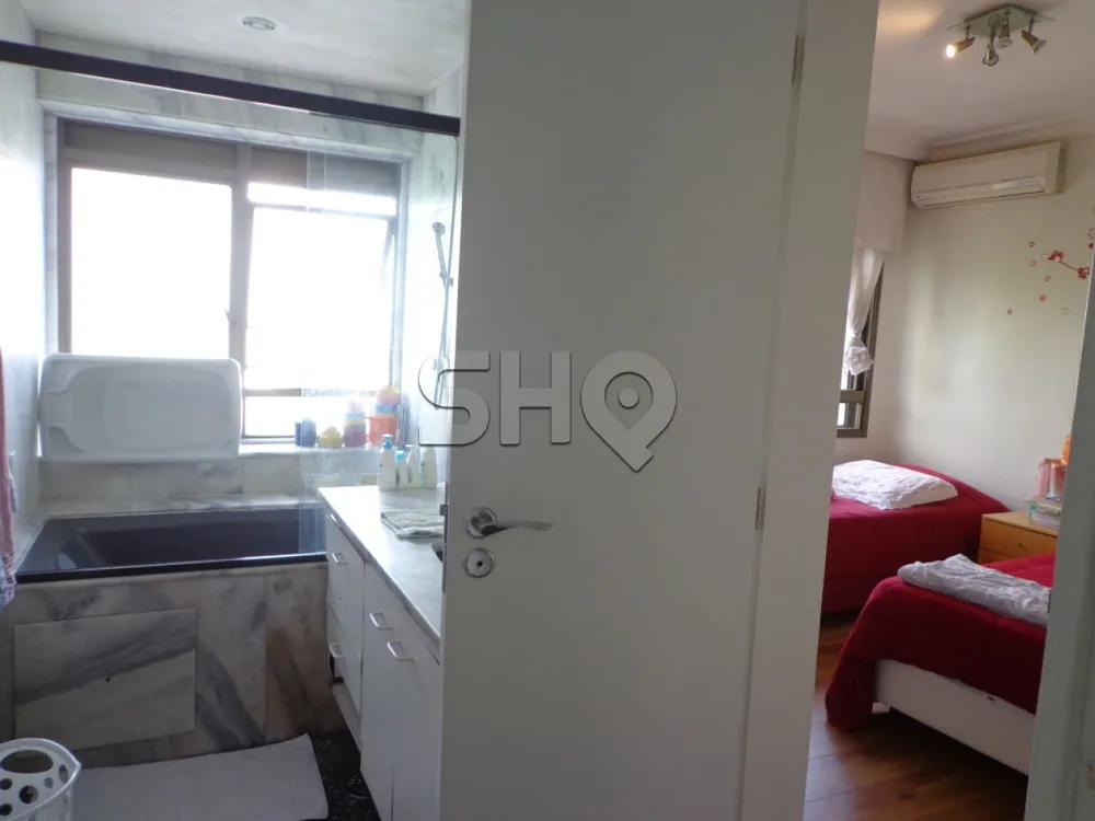 Apartamento, 3 quartos, 306 m² - Foto 10