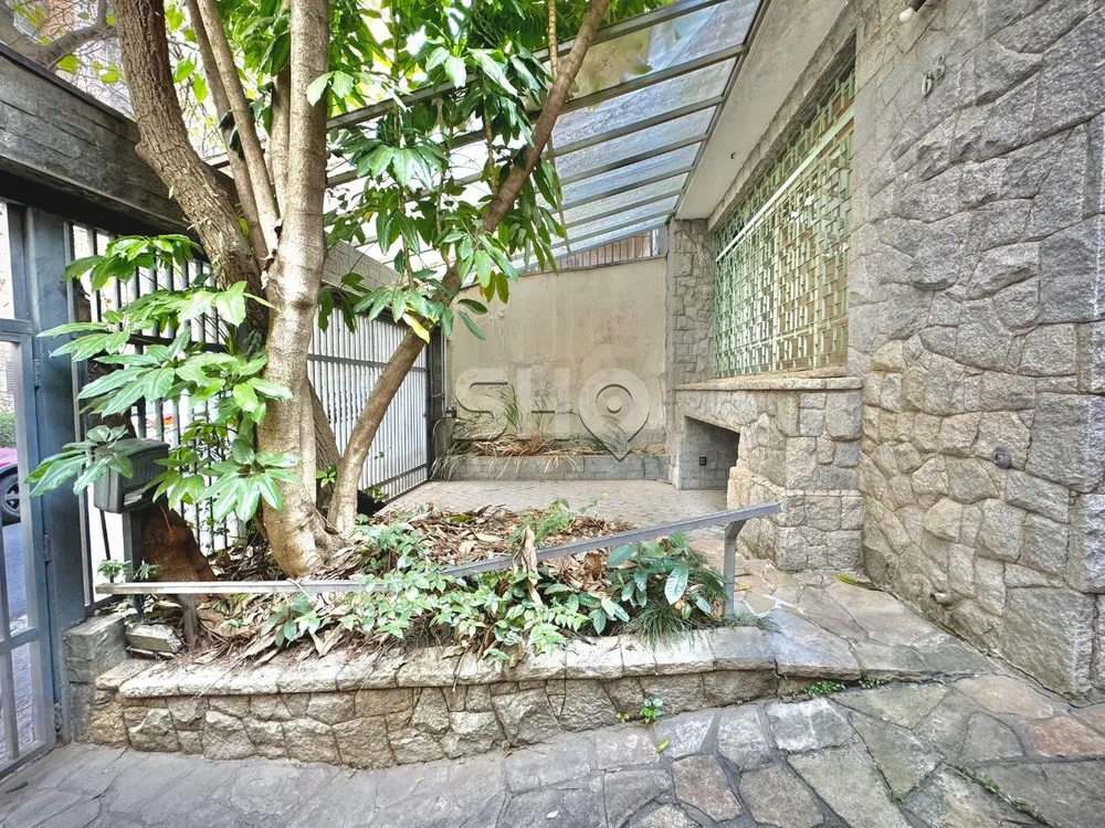Casa, 4 quartos, 256 m² - Foto 1