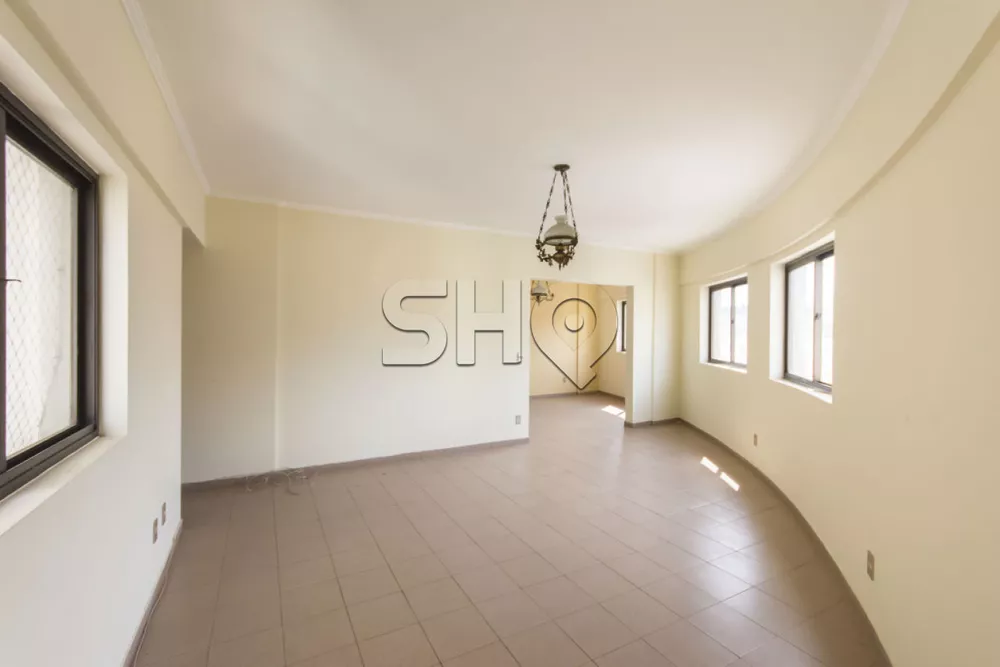 Apartamento à venda com 3 quartos, 121m² - Foto 2