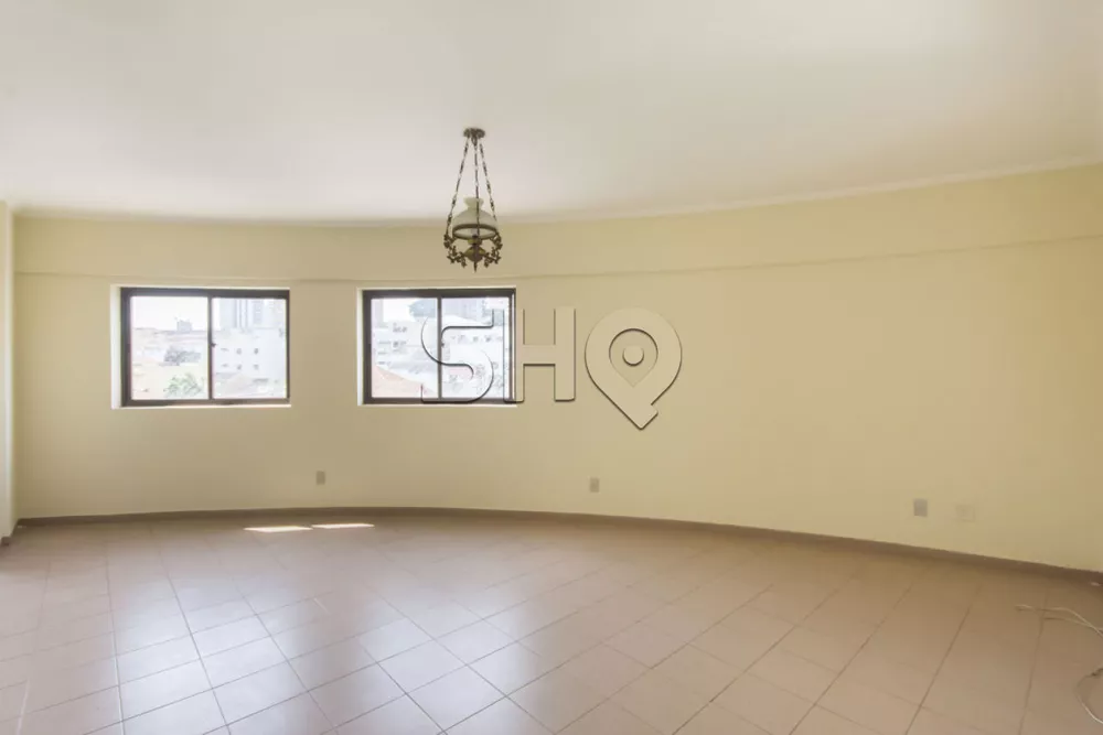 Apartamento à venda com 3 quartos, 121m² - Foto 1