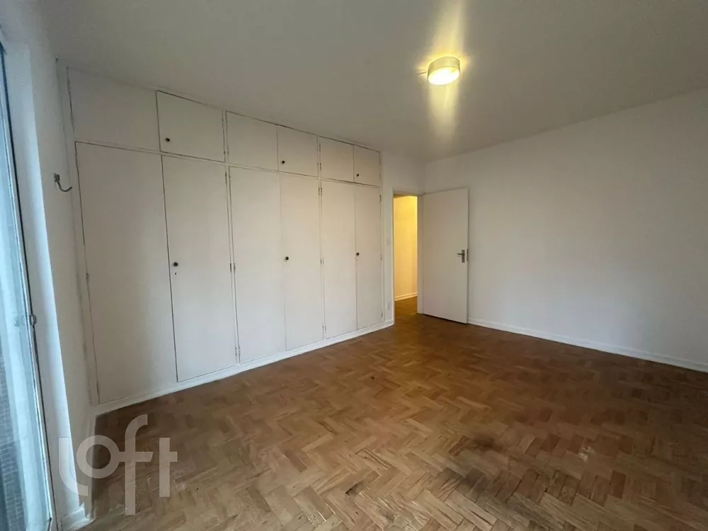 Apartamento à venda com 3 quartos, 140m² - Foto 1