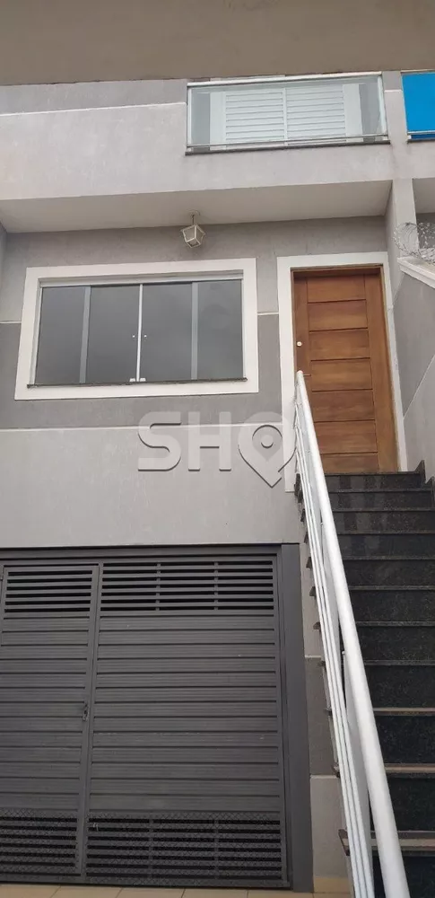 Sobrado à venda com 3 quartos, 110m² - Foto 1