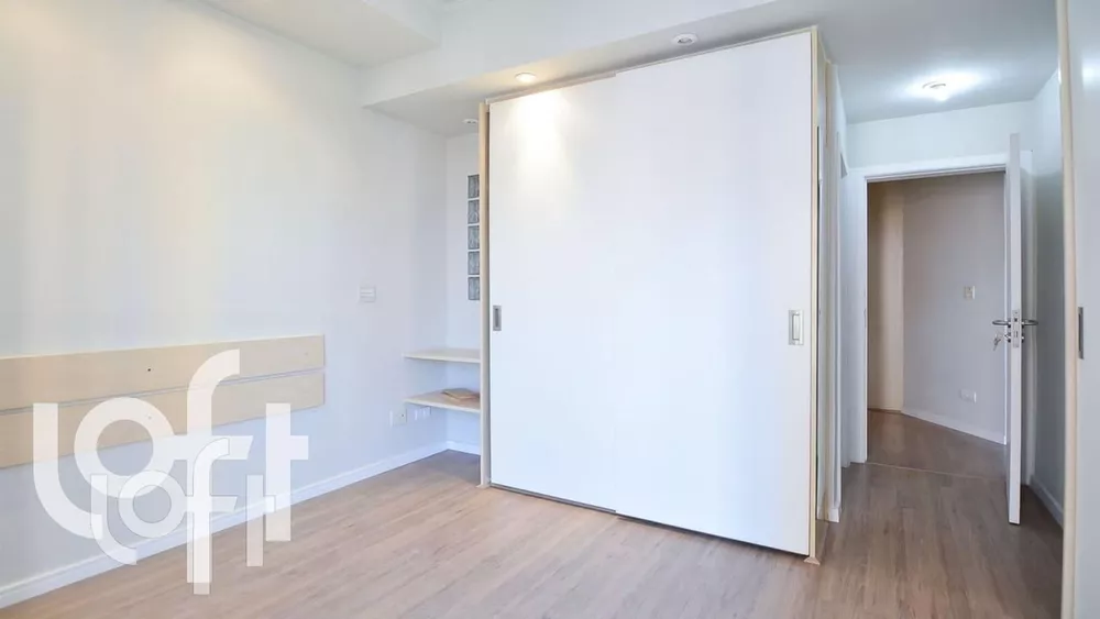 Apartamento à venda com 3 quartos, 126m² - Foto 1