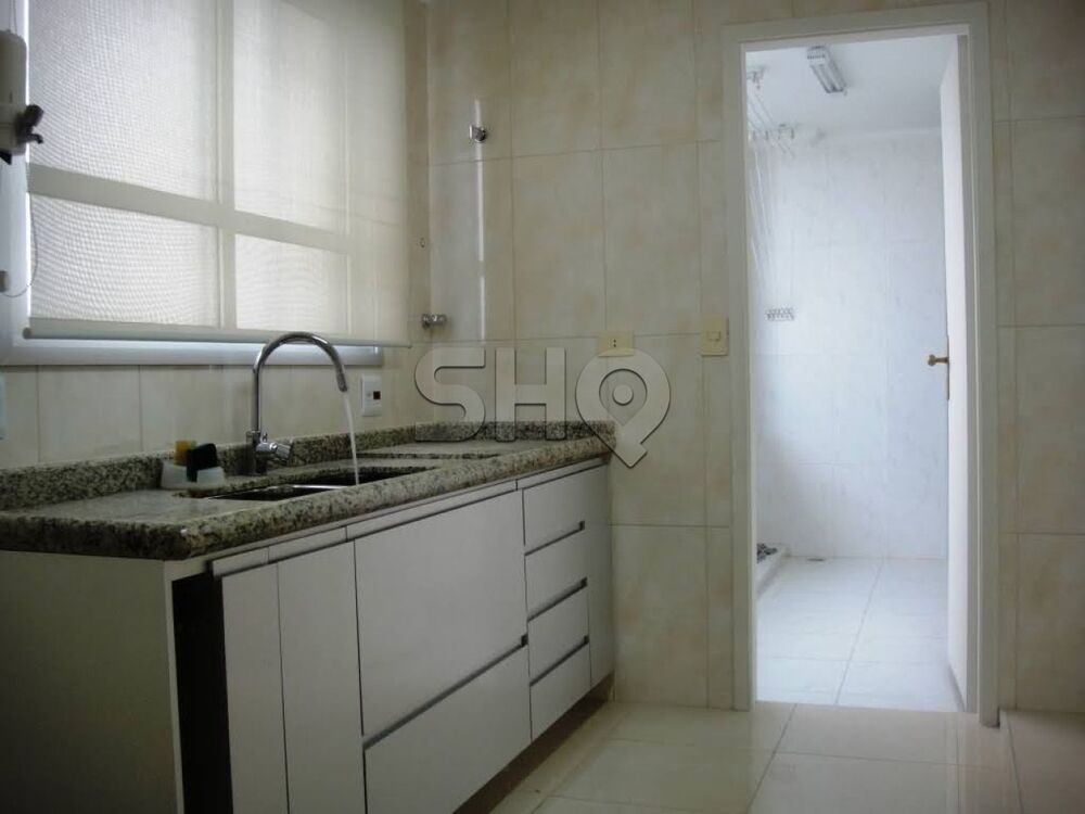 Apartamento, 4 quartos, 210 m² - Foto 1