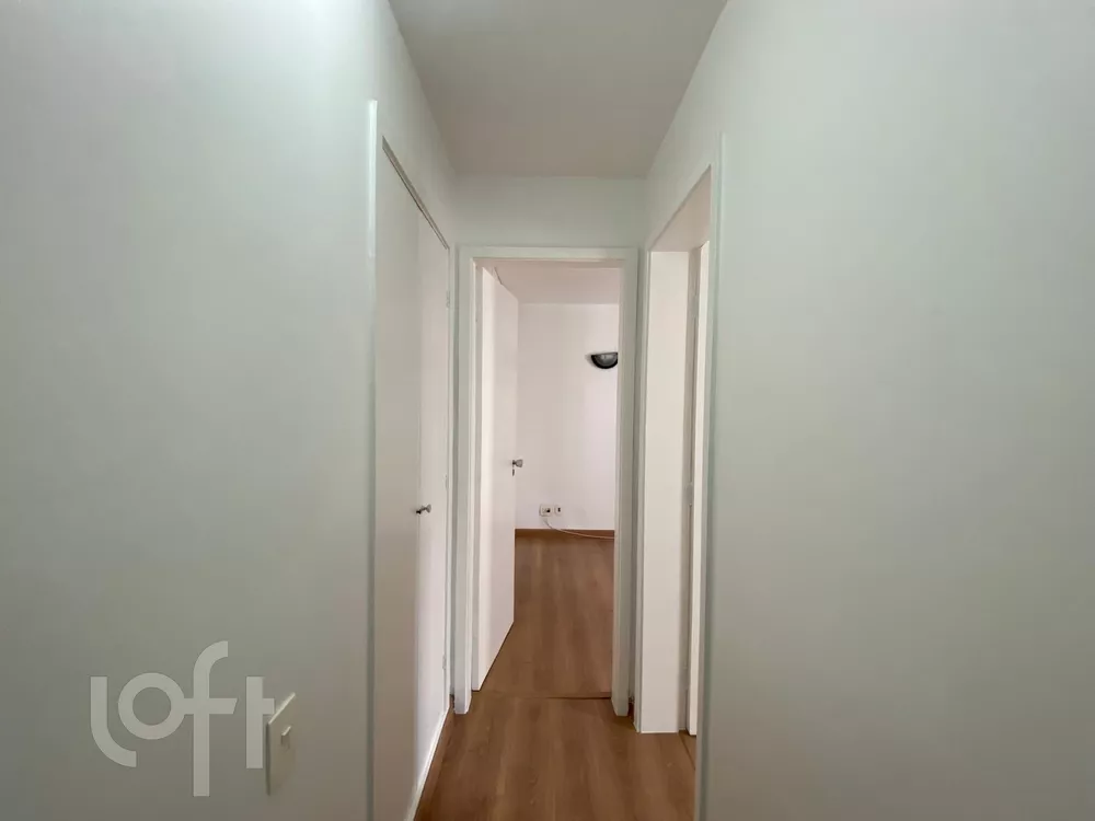 Apartamento à venda com 2 quartos, 70m² - Foto 14