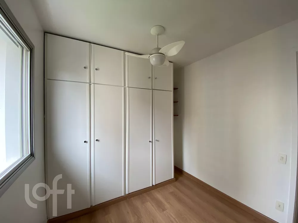 Apartamento à venda com 2 quartos, 70m² - Foto 18