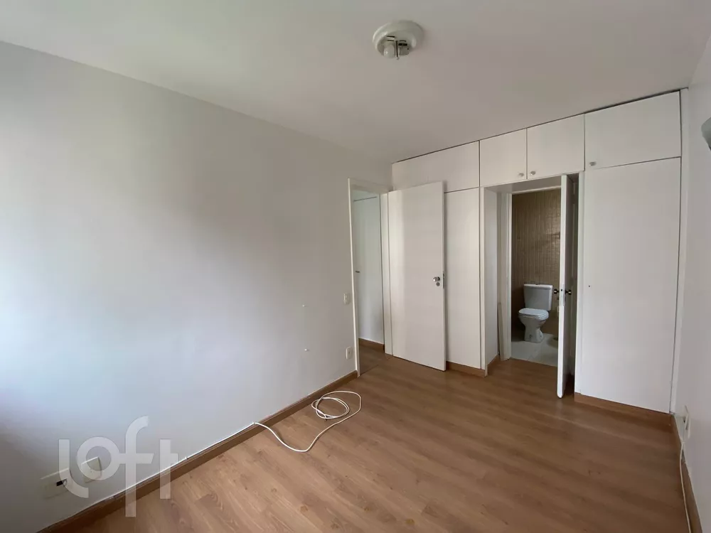 Apartamento à venda com 2 quartos, 70m² - Foto 17