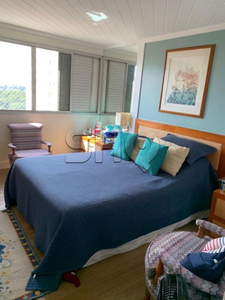 Apartamento, 3 quartos, 234 m² - Foto 1