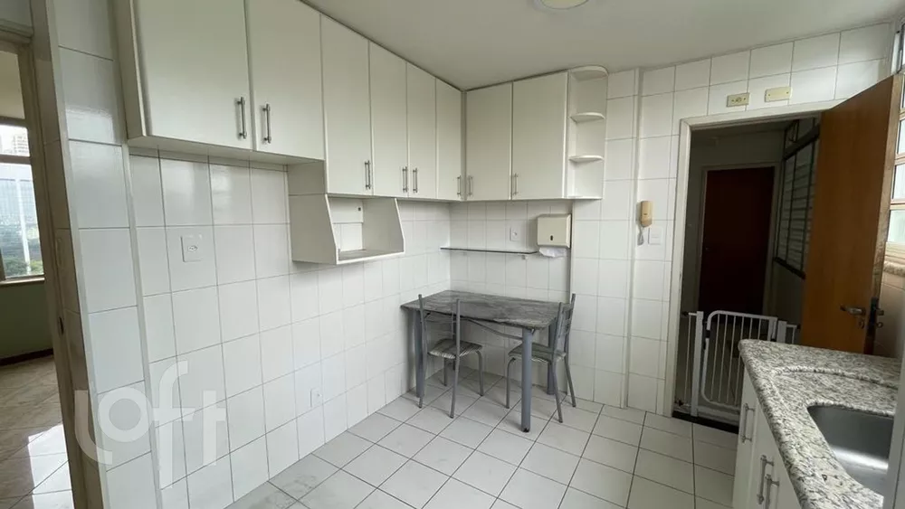 Apartamento à venda com 3 quartos, 141m² - Foto 15