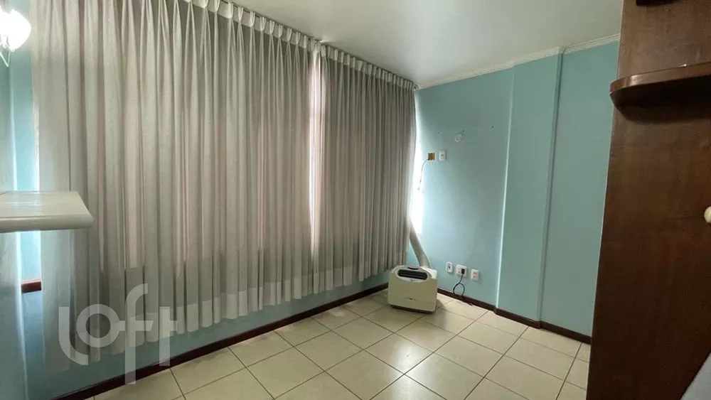 Apartamento à venda com 3 quartos, 141m² - Foto 30