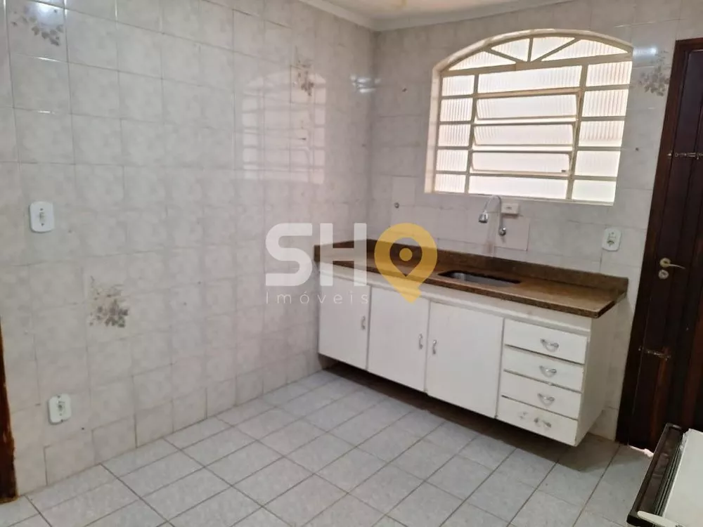 Casa à venda com 3 quartos, 116m² - Foto 1