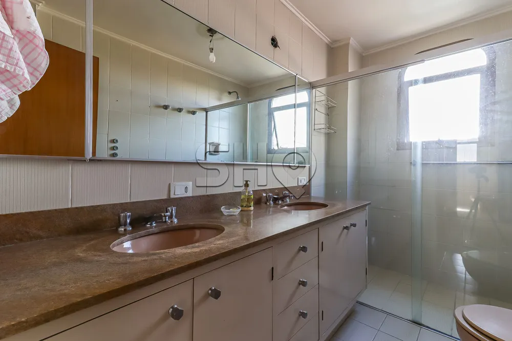 Apartamento, 4 quartos, 236 m² - Foto 1