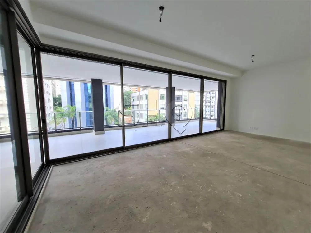 Apartamento, 3 quartos, 270 m² - Foto 1