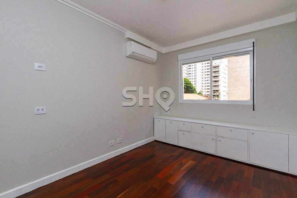 Apartamento à venda com 3 quartos, 158m² - Foto 6