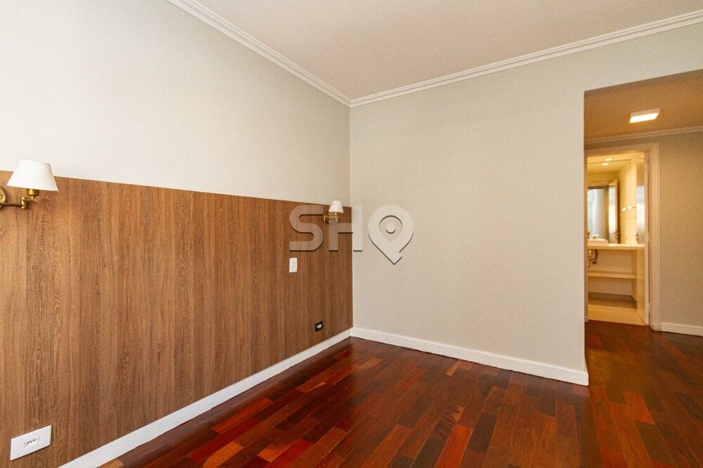 Apartamento à venda com 3 quartos, 158m² - Foto 9