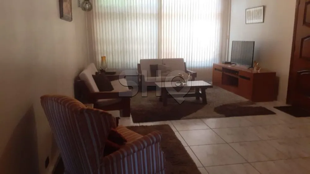 Sobrado, 3 quartos, 240 m² - Foto 1