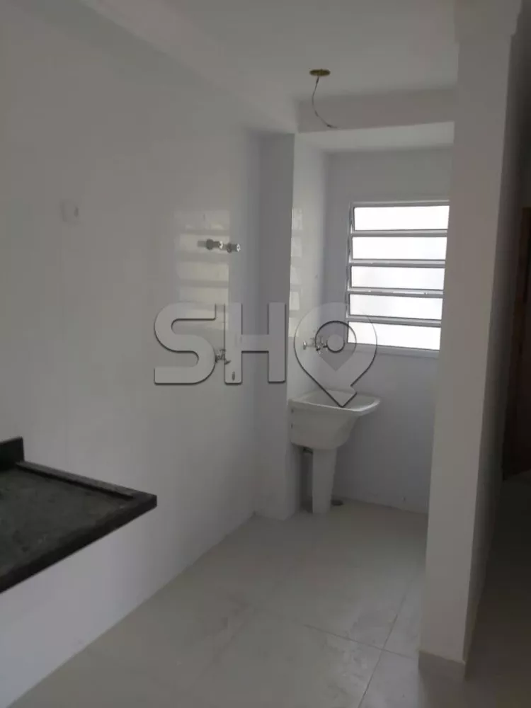 Apartamento à venda com 2 quartos, 40m² - Foto 5