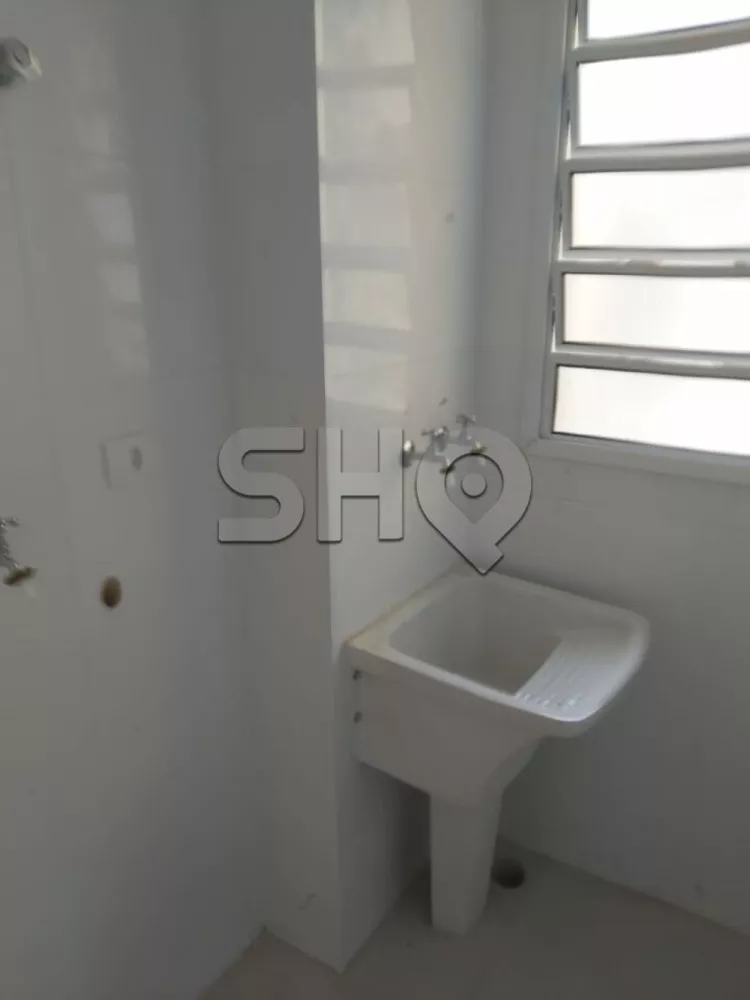 Apartamento à venda com 2 quartos, 40m² - Foto 6