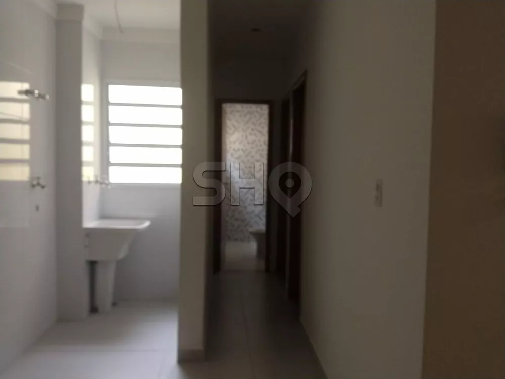 Apartamento à venda com 2 quartos, 40m² - Foto 15