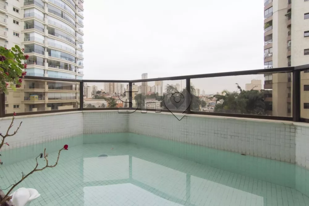 Apartamento à venda com 4 quartos, 245m² - Foto 2