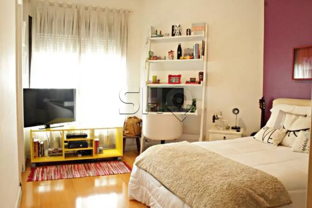 Apartamento, 3 quartos, 192 m² - Foto 1