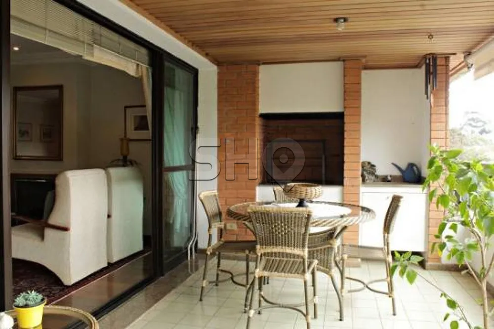 Apartamento, 3 quartos, 192 m² - Foto 2