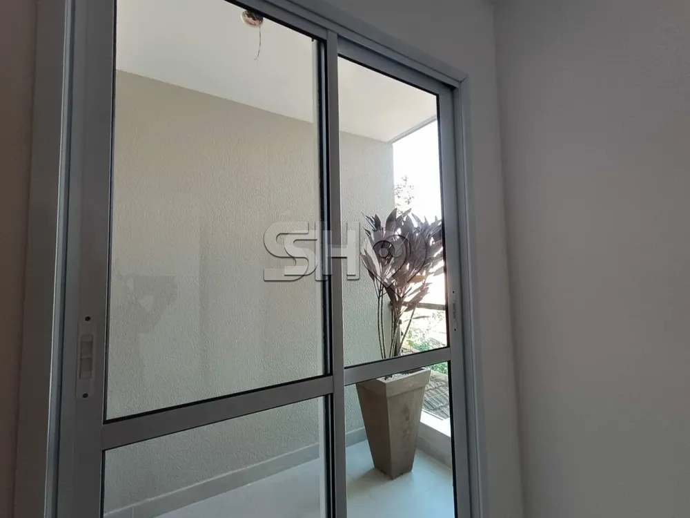 Apartamento, 1 quarto, 27 m² - Foto 2