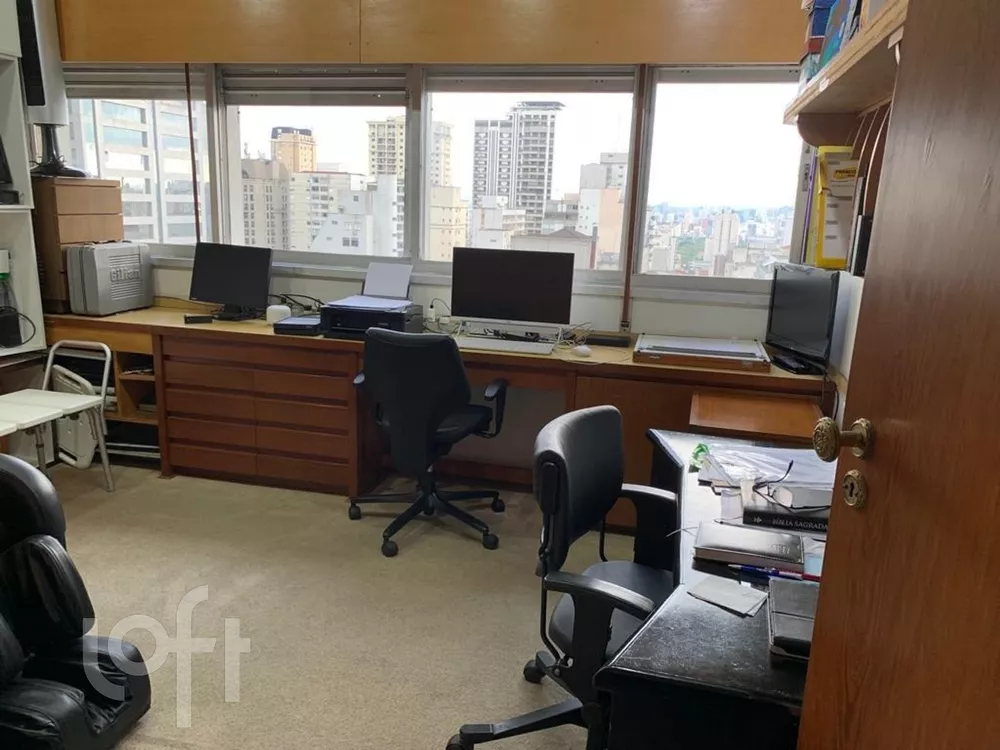 Apartamento à venda com 4 quartos, 247m² - Foto 11