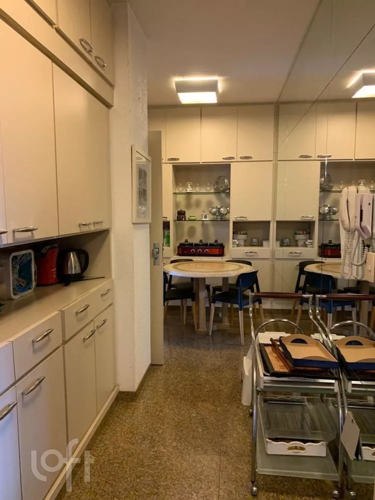 Apartamento à venda com 4 quartos, 247m² - Foto 13