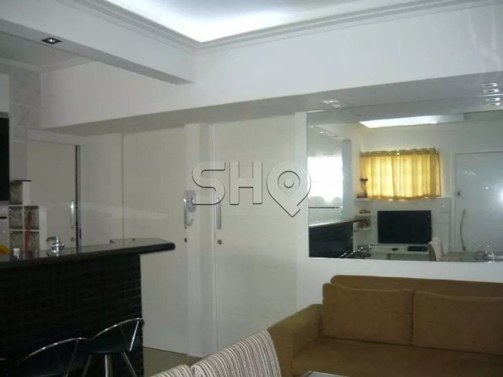 Apartamento à venda com 2 quartos, 44m² - Foto 1